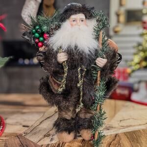 Rustic Old World Woodland Mountain Man Santa Tabletop Christmas Decor , 16”H